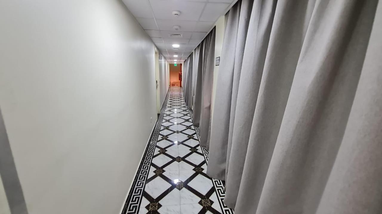 Phoenicia Grand Hotel Дубай Екстер'єр фото