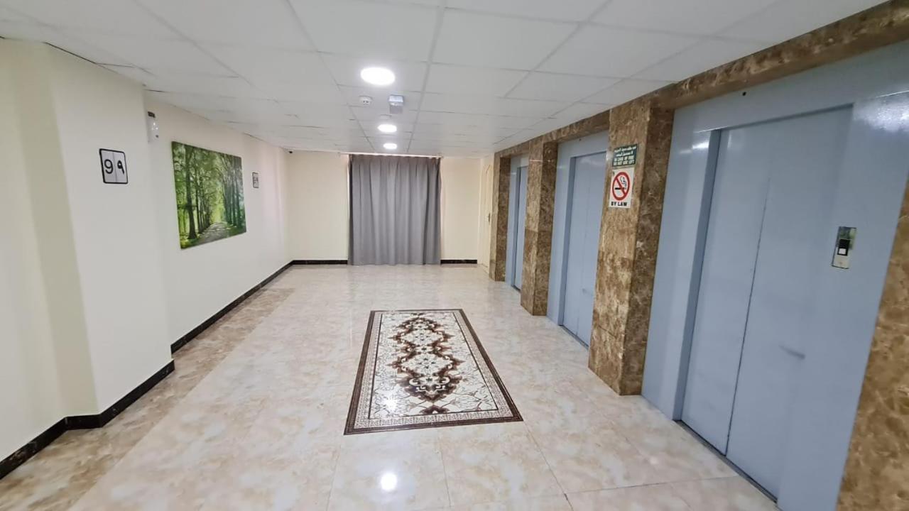 Phoenicia Grand Hotel Дубай Екстер'єр фото